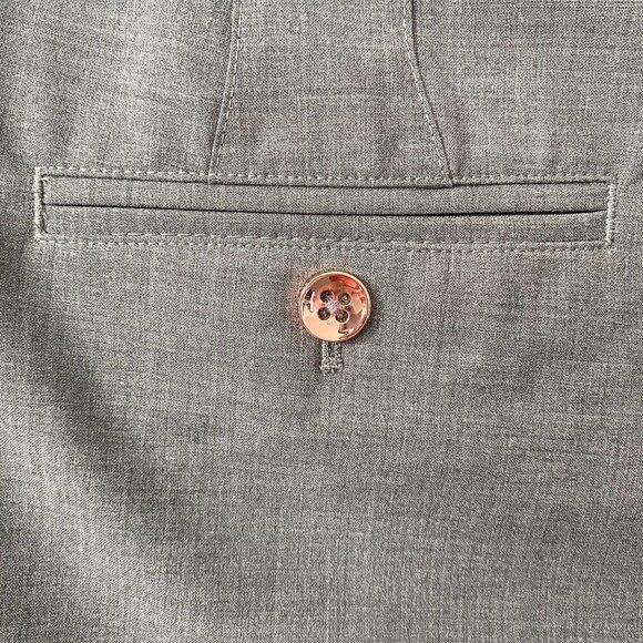 Kit And Ace Gray Bermuda Career Shorts Size 4 Wool - Picture 4 of 10